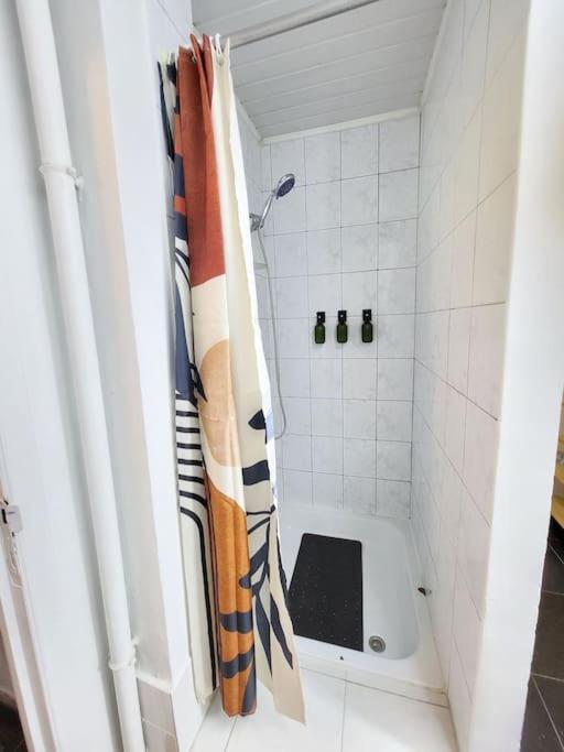 Appartement Style Haussmannien 1 Bedroom Brussel Bagian luar foto