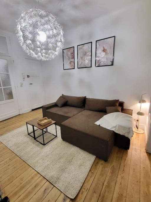 Appartement Style Haussmannien 1 Bedroom Brussel Bagian luar foto