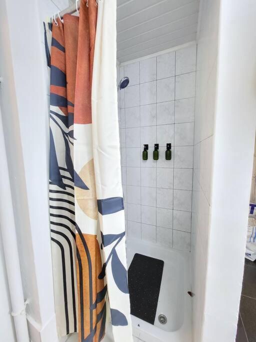 Appartement Style Haussmannien 1 Bedroom Brussel Bagian luar foto